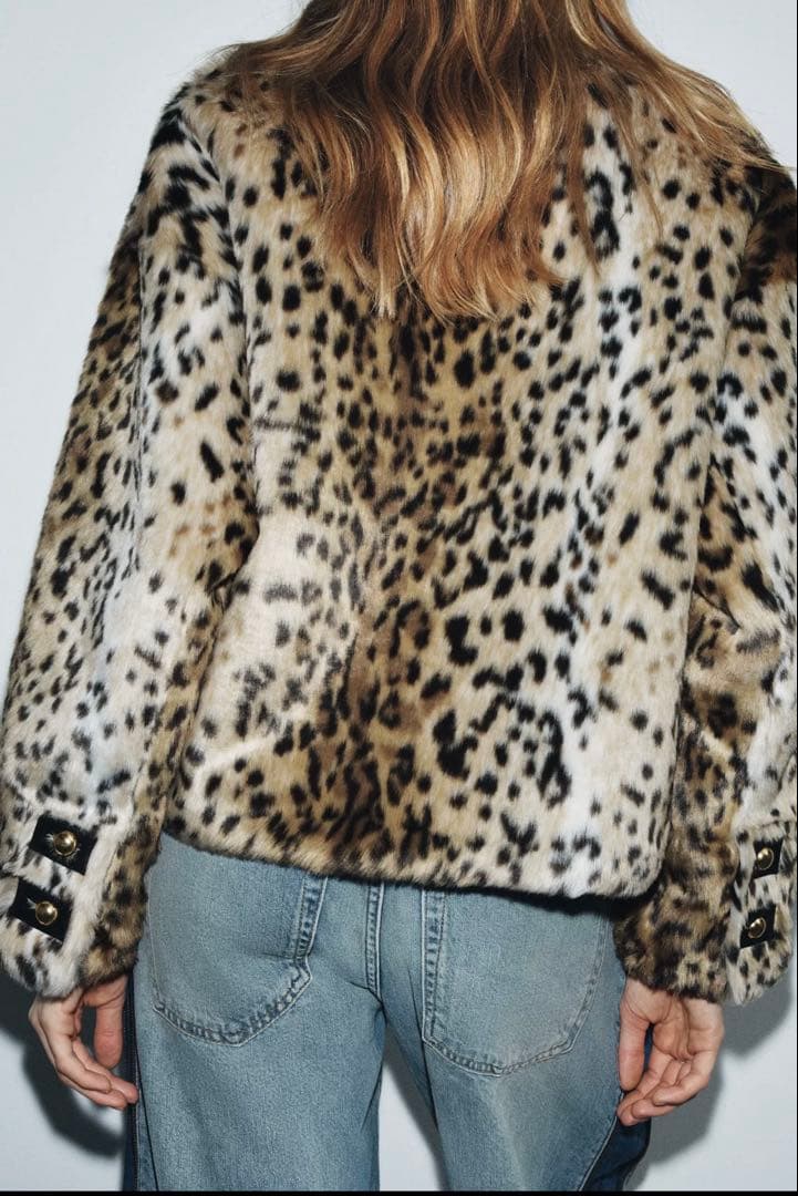 【新品未使用タグ付き】完売品 アニマル柄ZW COLLECTION ジャケット