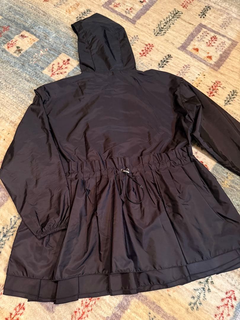 お値段変更！！MONCLER WETE GIUBBOTTO ナイロン黒コート