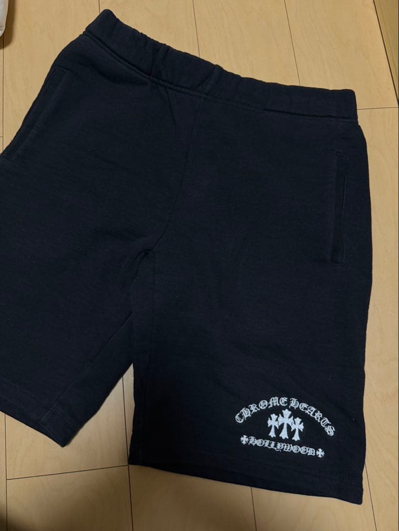 (値下げ交渉あり)CHROME HEARTS 黒ショートパンツ