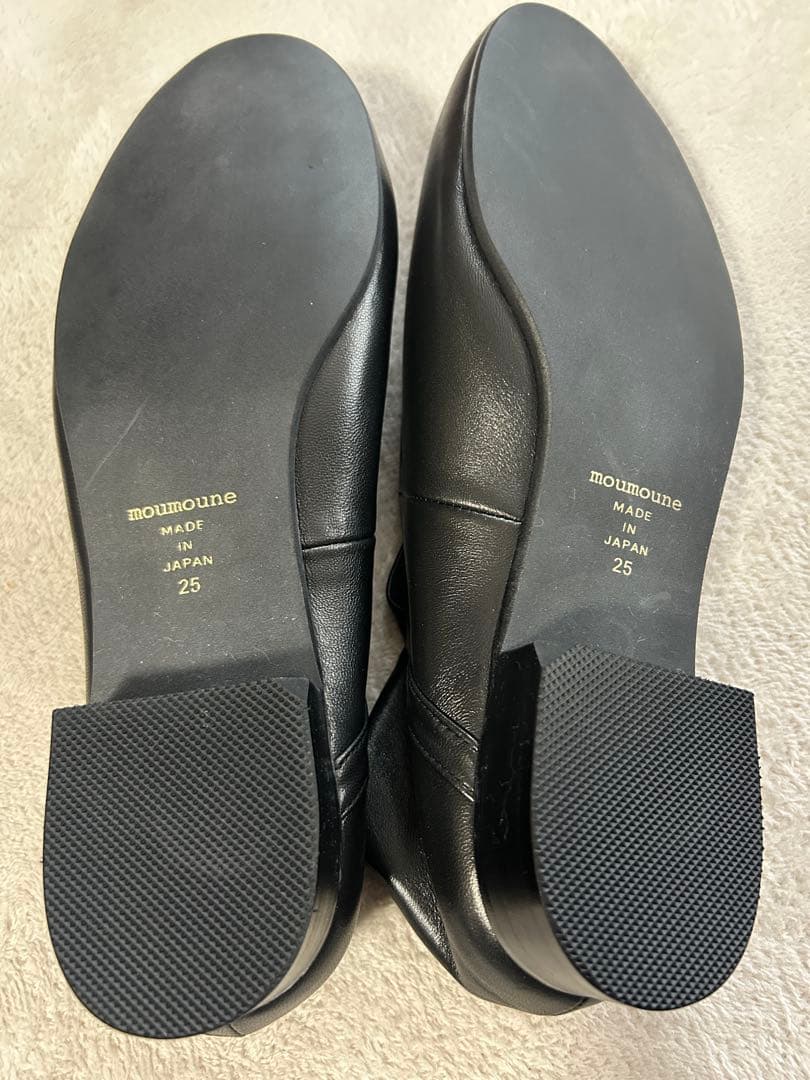 moumouneブラックレザー ストラップ付きフラットシューズ✳️値下げしました