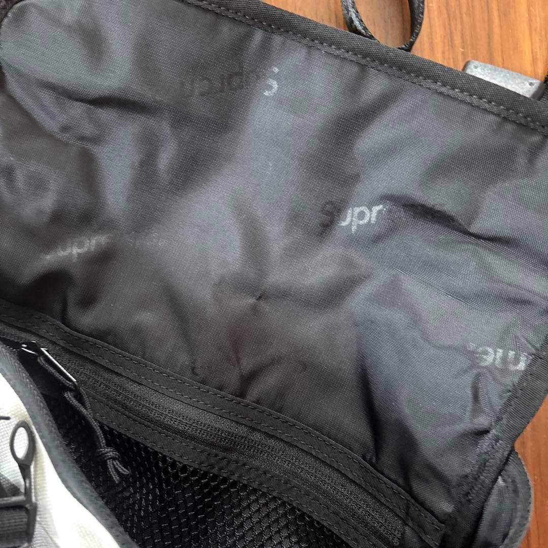 Supreme シュプリーム美品　カモフラージュ ショルダーバッグ2025