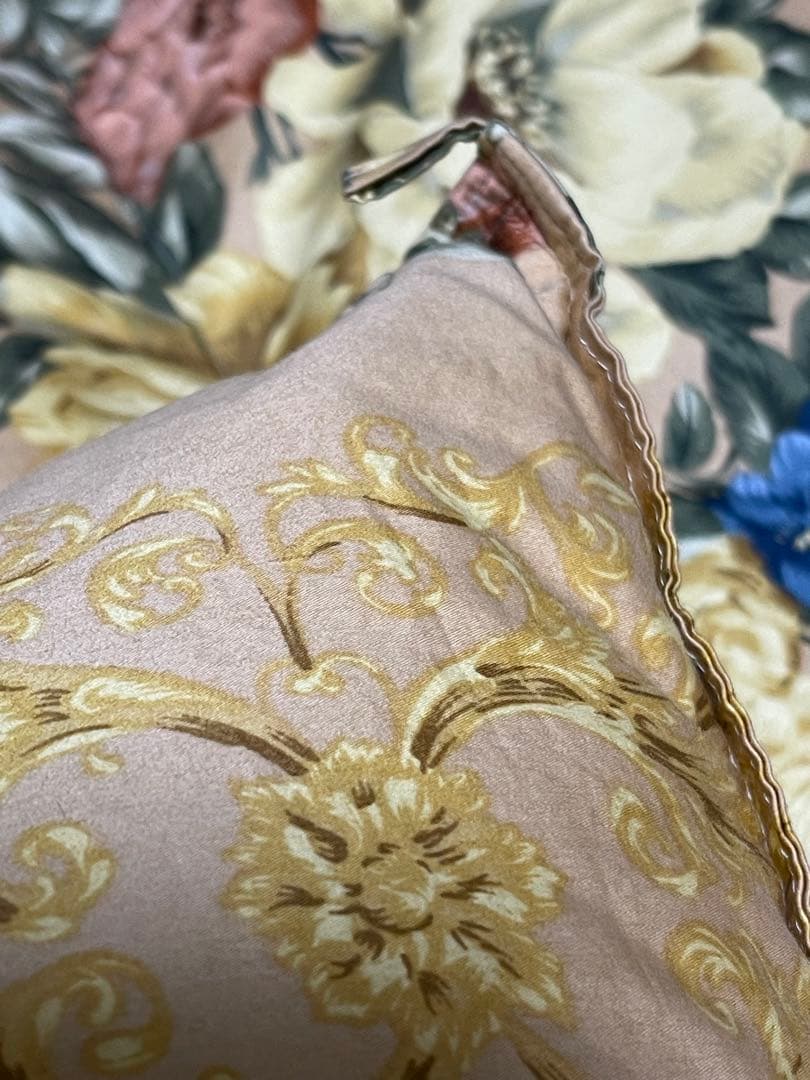 日本製高級羽毛布団　ダワン93% フェザー7%詰物1.4キロ　ふとん側綿100%