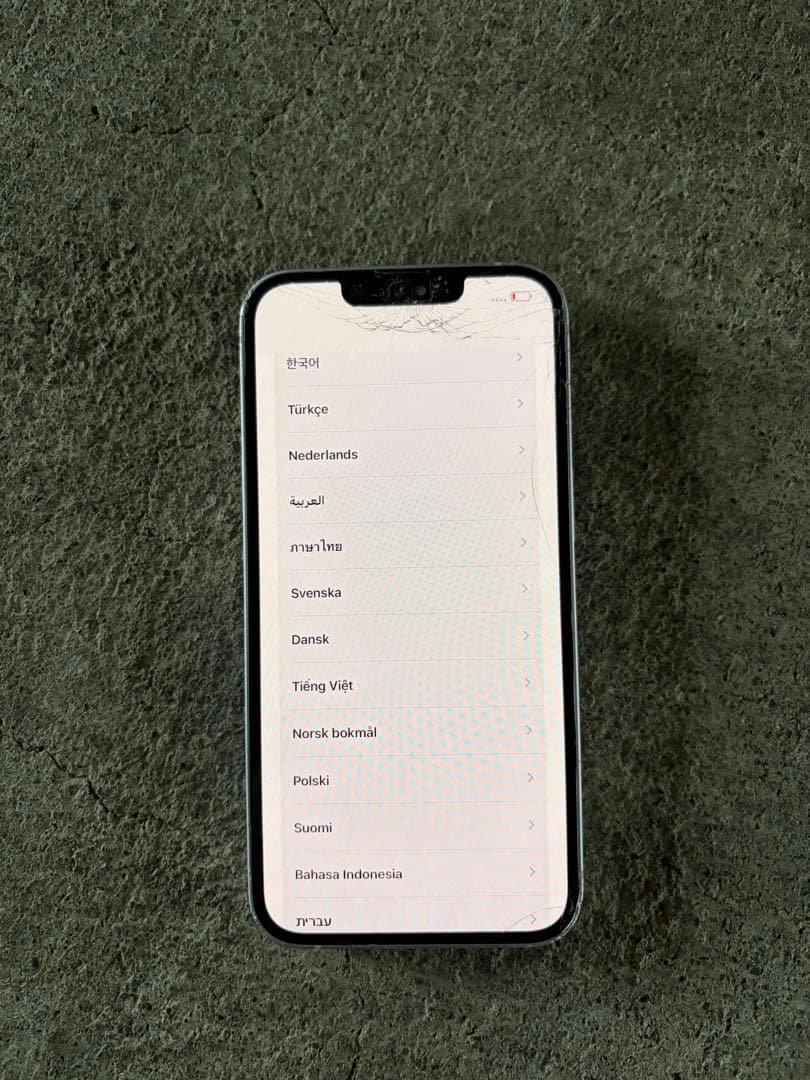 Apple iPhone 14ホワイト 本体