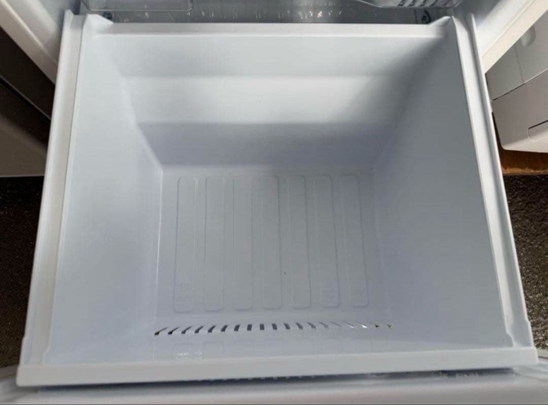 【高年式】 2025年式 146L 三菱 冷蔵庫 MR-P15E4K-W