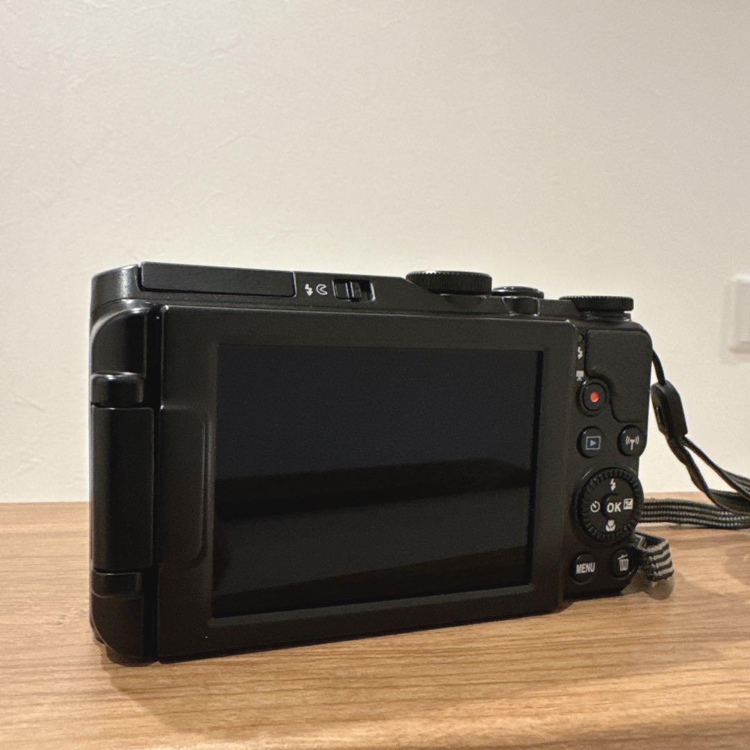 Nikon COOLPIX S9900 コンパクトデジタルカメラ