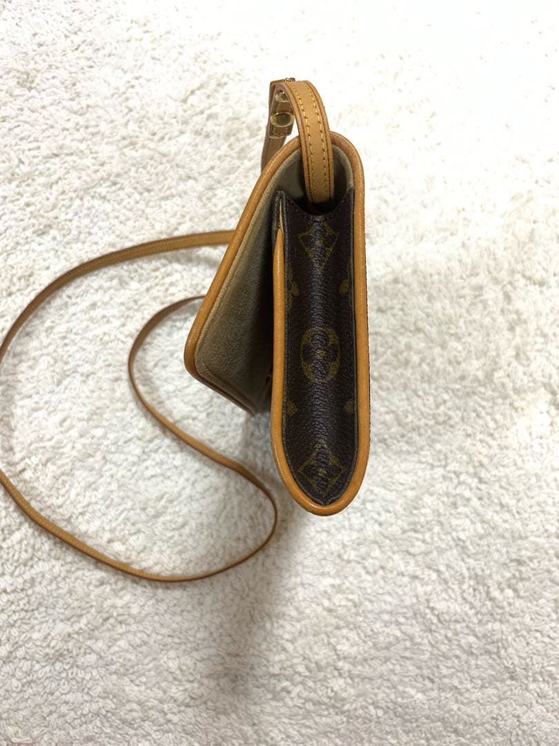 Louis Vuitton ショルダーバッグ ブラウン　ポシェット　モノグラム