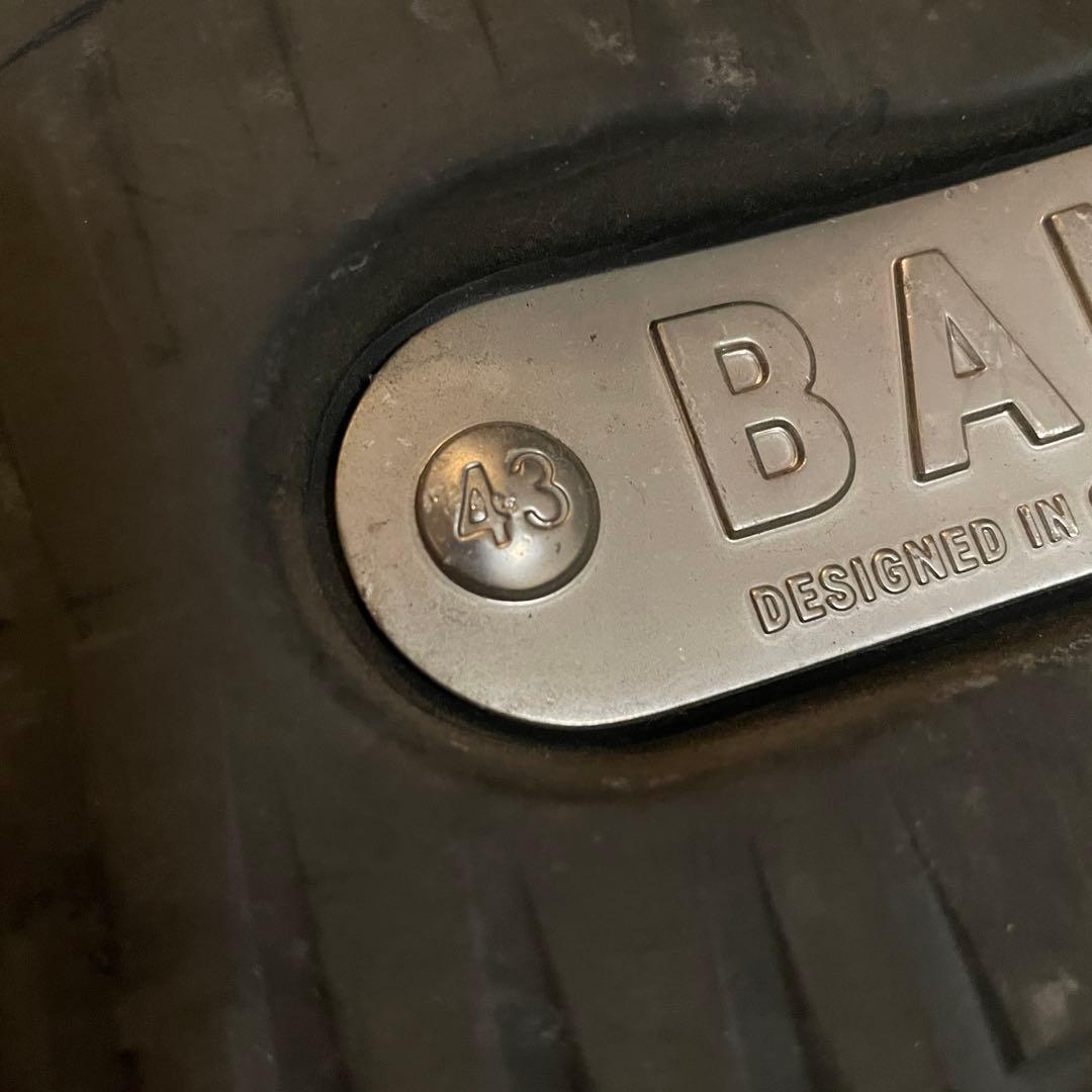 大人気☆BALENCIAGA ハードクロックス