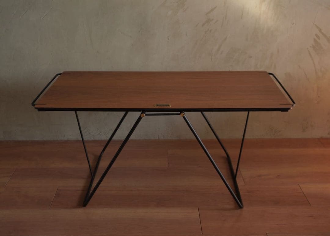 ネルデザインワークス×ノデルデザインButterfly tableM