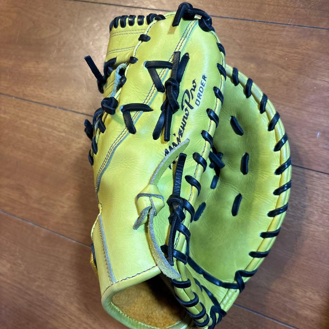 ミズノ プロフェッショナルモデル 硬式ファーストミットイエローグローブ