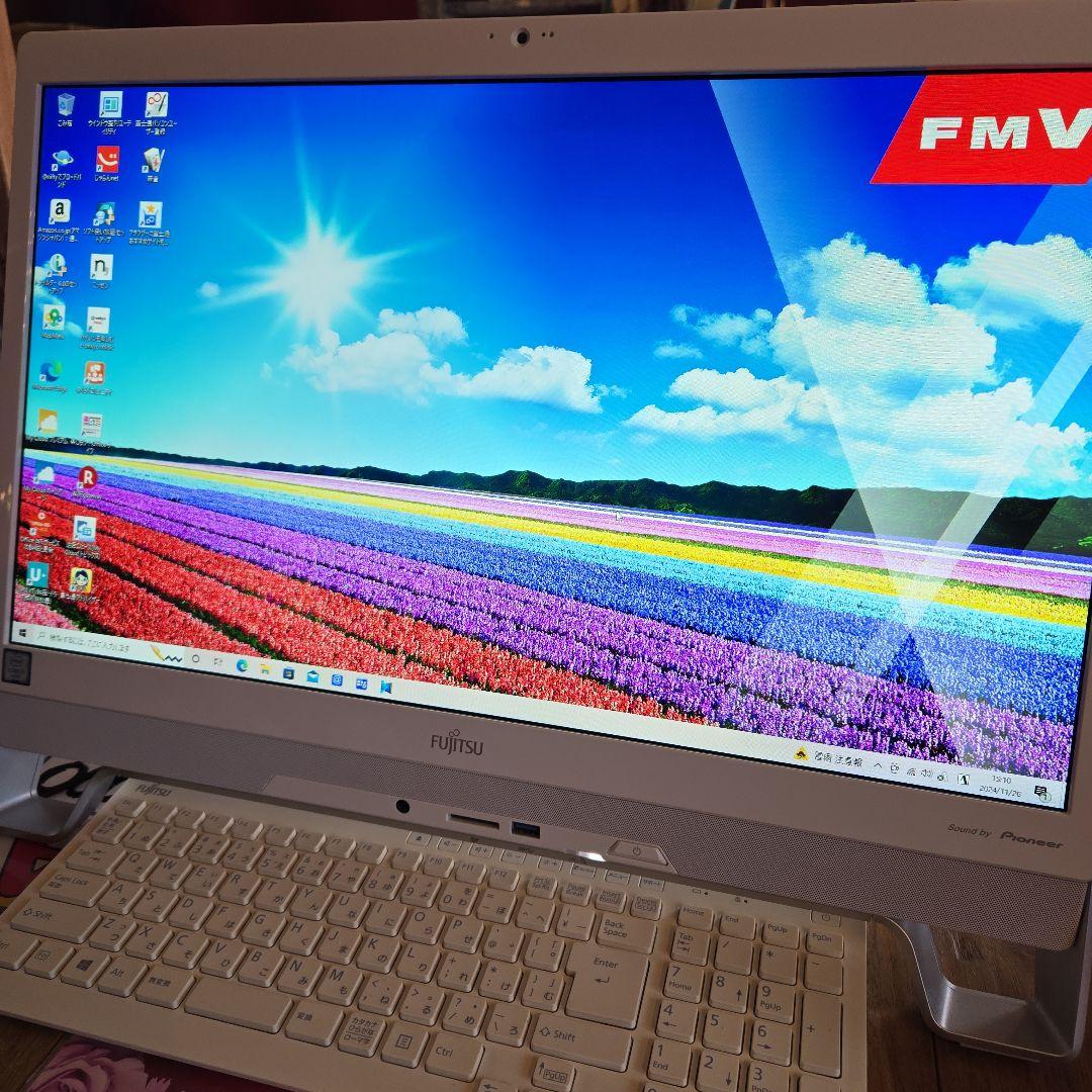 FUJITSU FMVF70YDW オールインワン パソコン 初期化済み