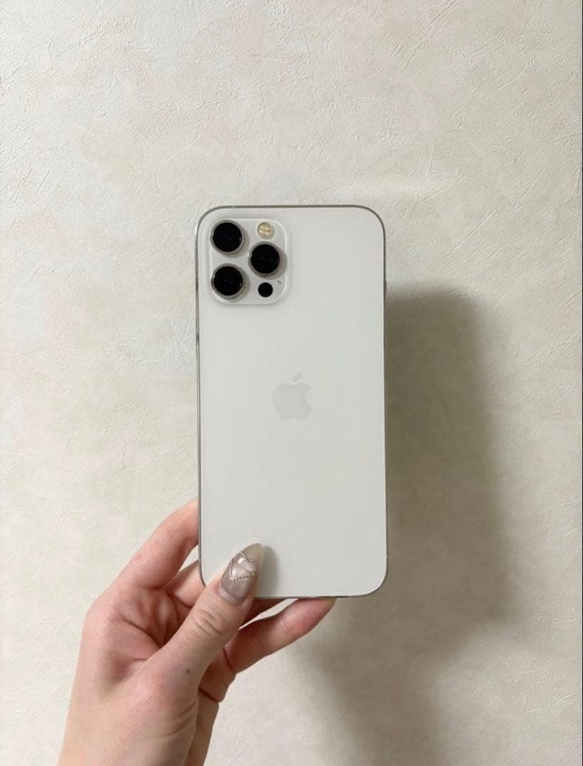 Apple iPhone 12 Pro Max 256GB ホワイト 本体