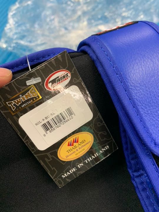 最強ホールド ツインズ レガース XL TWINS