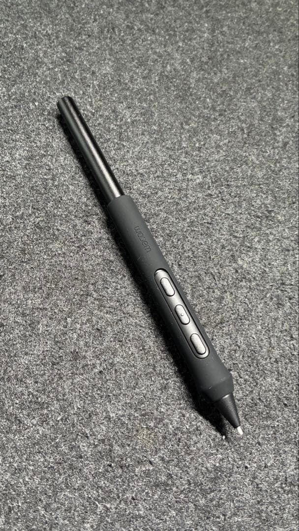 液タブ・ペンタブ Wacom Intuos Pro 2025 medium PTK670K0C