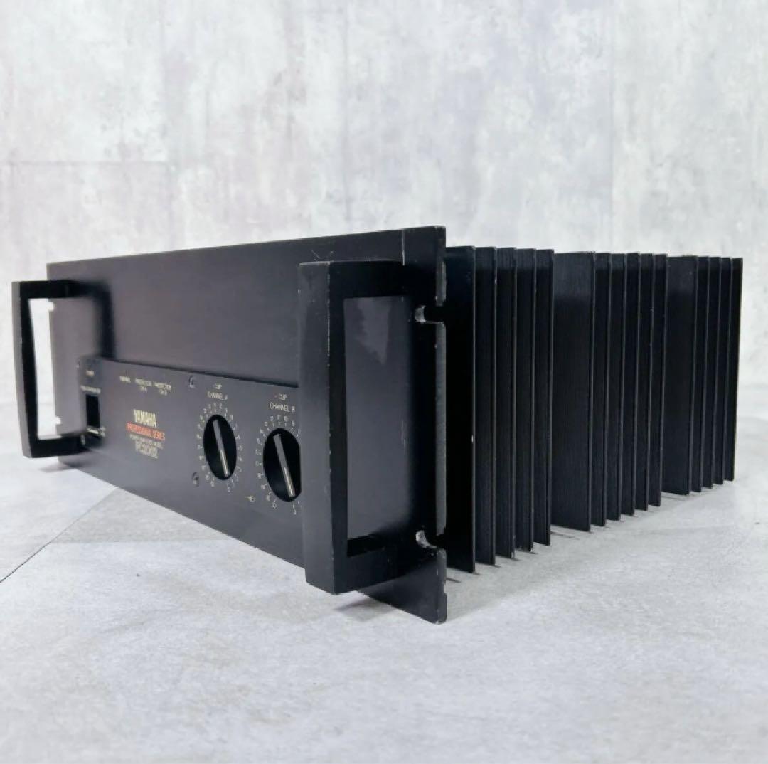 V134 ヤマハ パワーアンプ PC2002 業務用 PA機器 音響機器