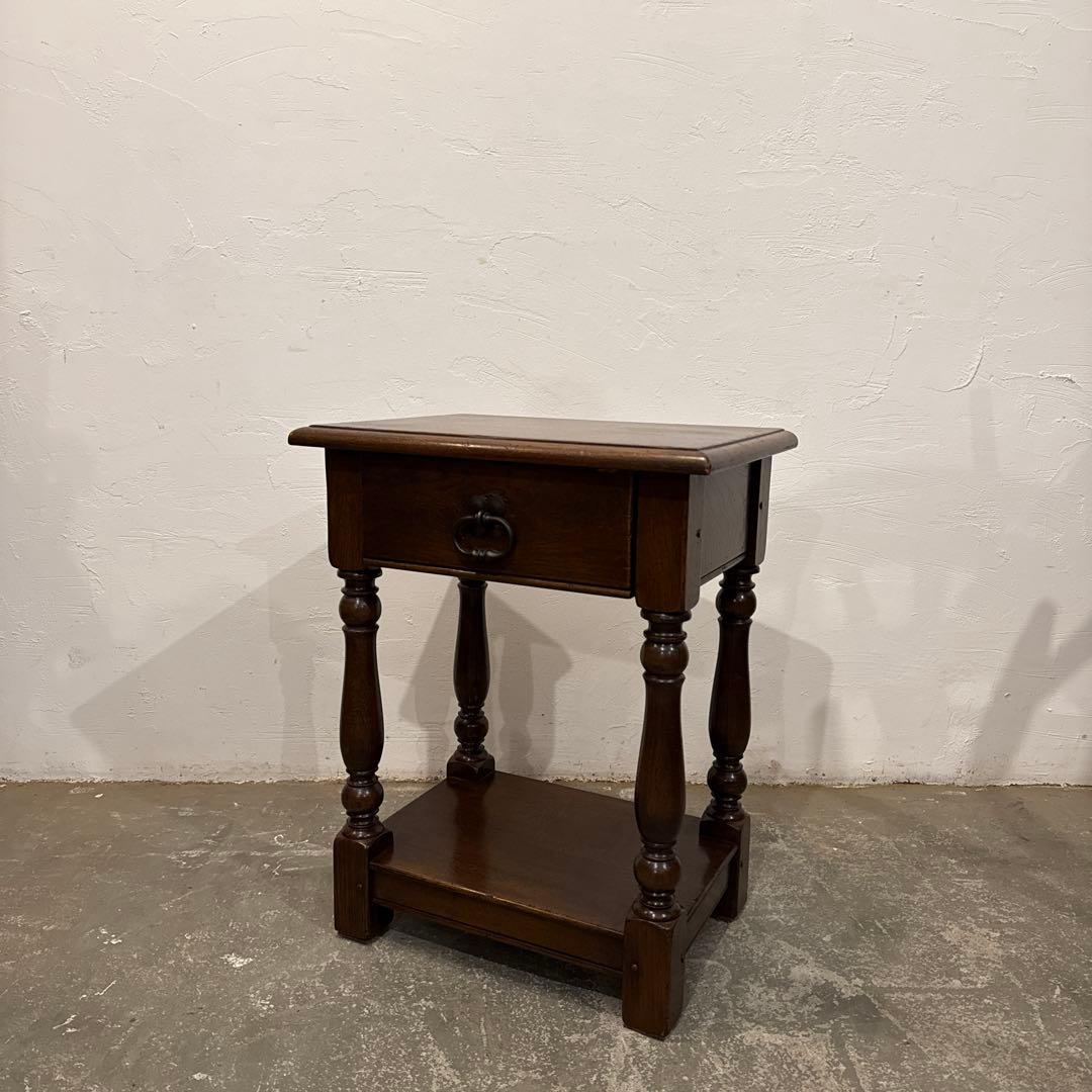 ヴィンテージ　ドロワーサイドテーブル　ベッドサイドテーブル