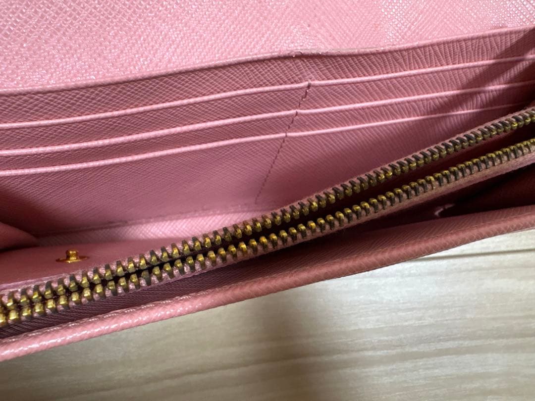 PRADA 長財布 ピンク