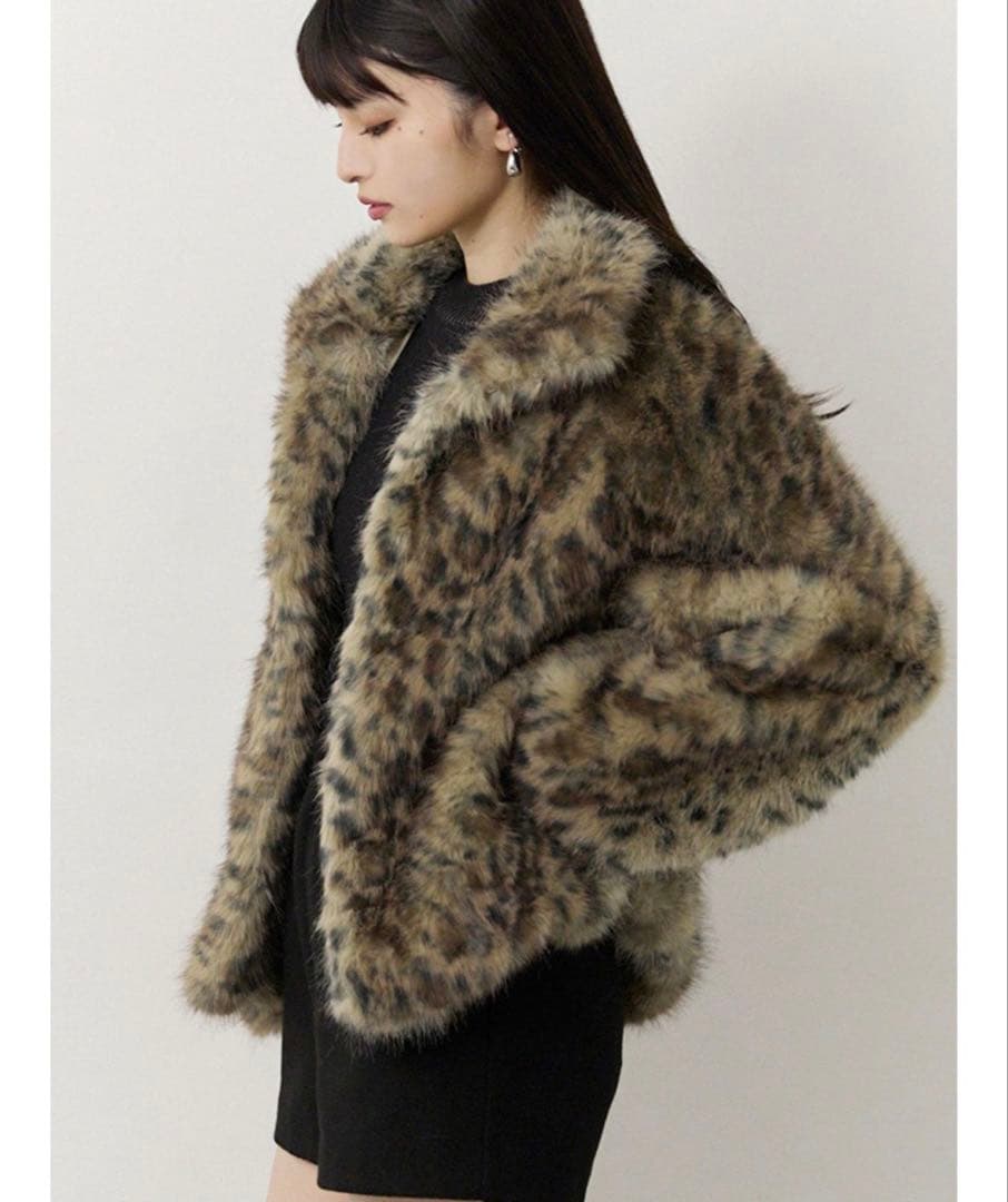 レオパードフェイクファーコート　MURUA