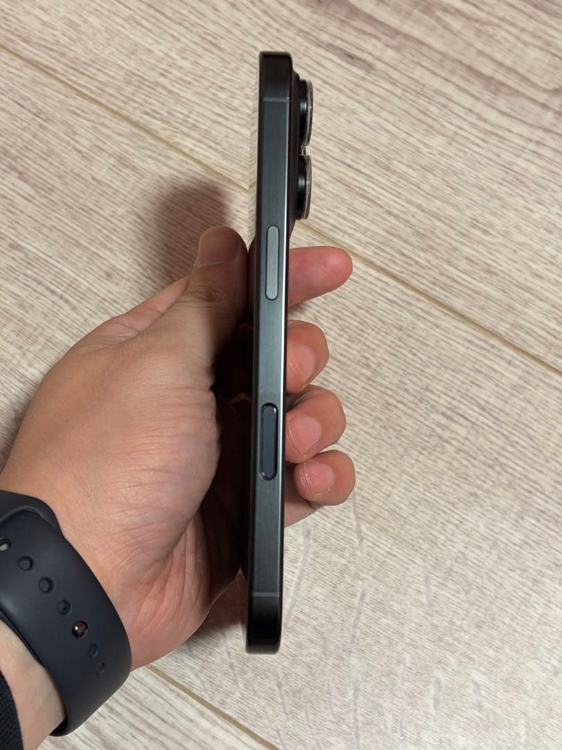 iPhone 16 pro 128g 本体