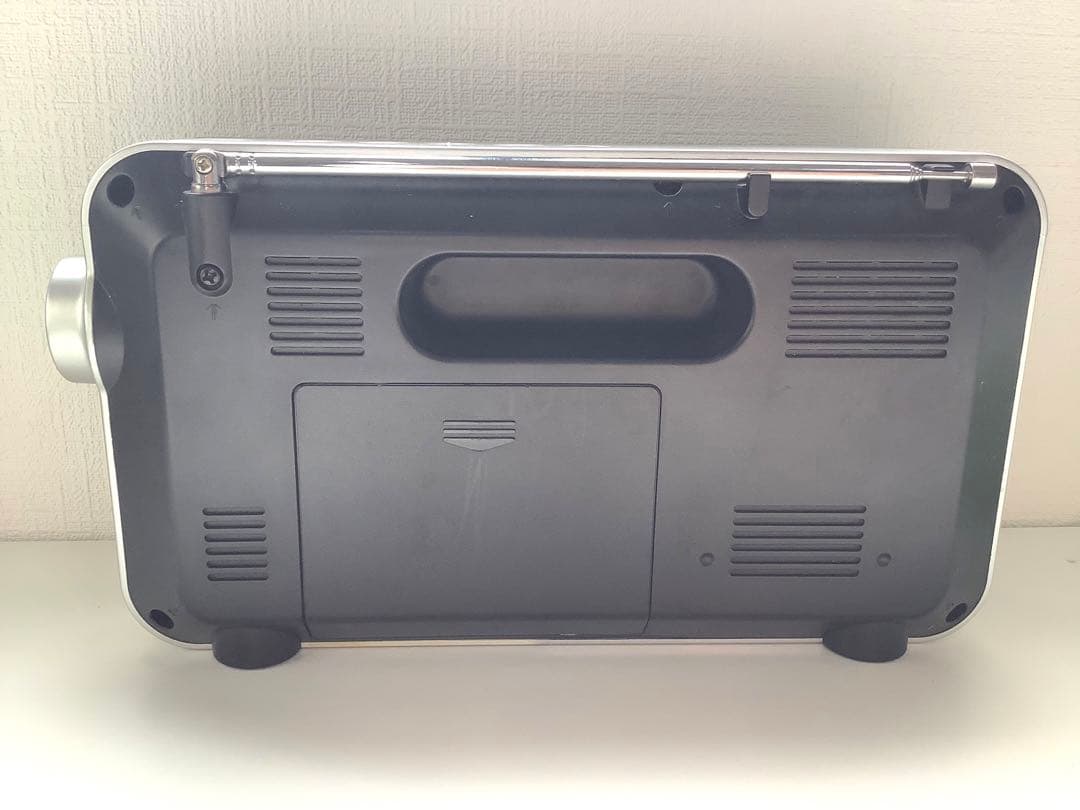 [z542]ソニー PLLシンセサイザーポータブルラジオ ICF-M780N