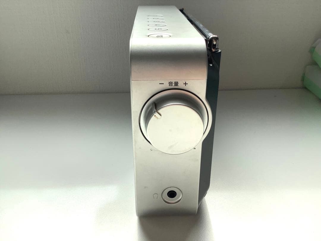 [z542]ソニー PLLシンセサイザーポータブルラジオ ICF-M780N