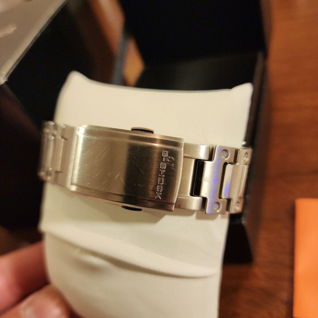 美品 G-SHOCK 腕時計 フルメタル シルバー GMW-B5000D-1JF