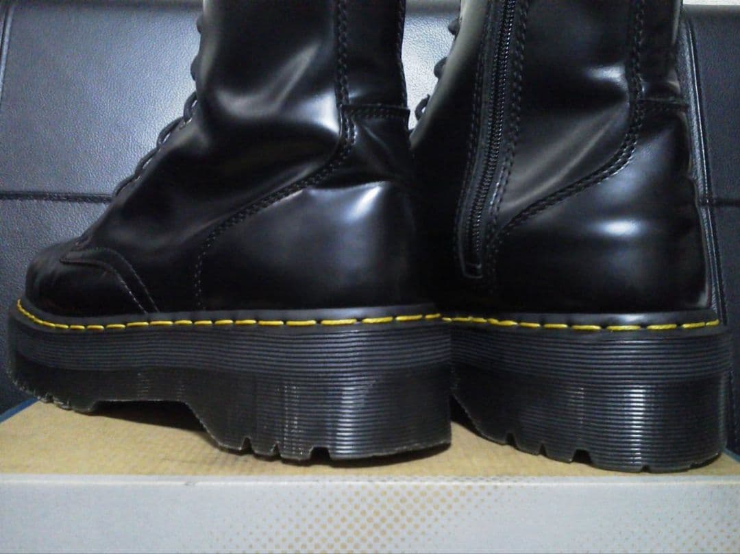 Dr.Martens JADON UK9 黒 厚底 8ホール ジェイドン