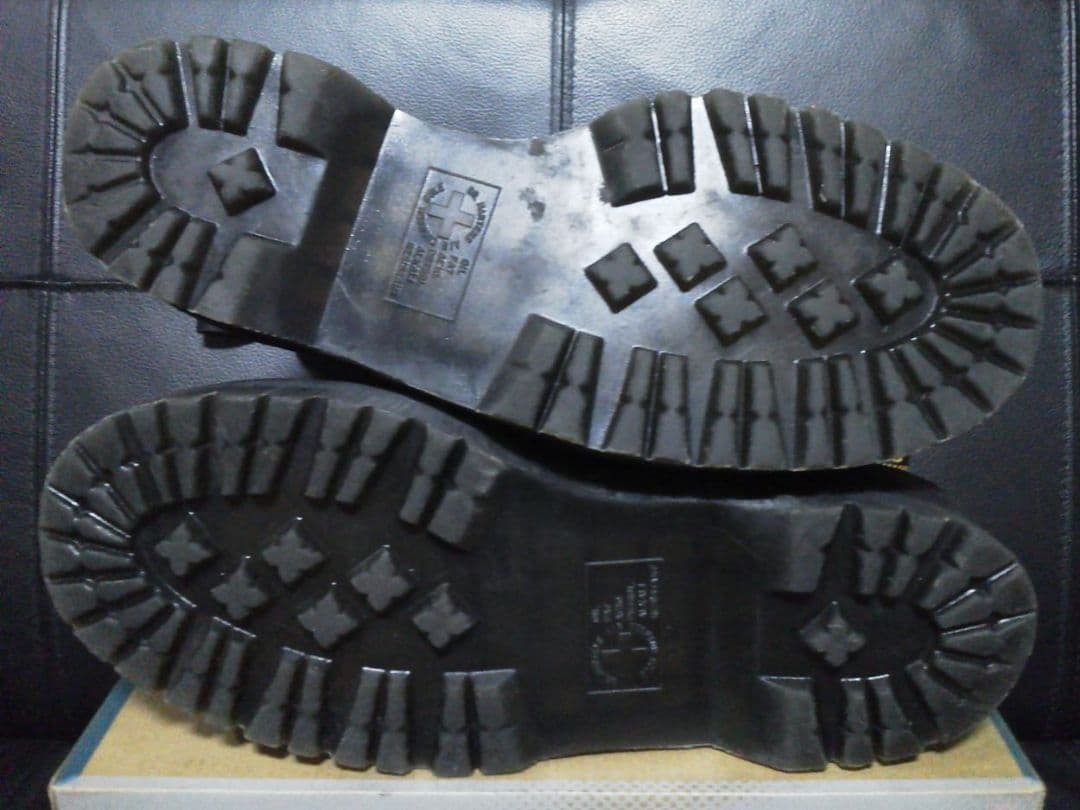 Dr.Martens JADON UK9 黒 厚底 8ホール ジェイドン