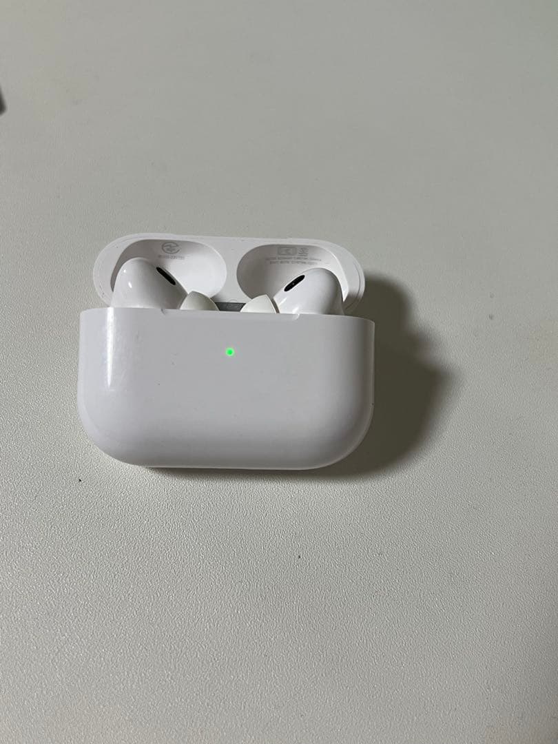 AirPods pro 型番MQD83J/A