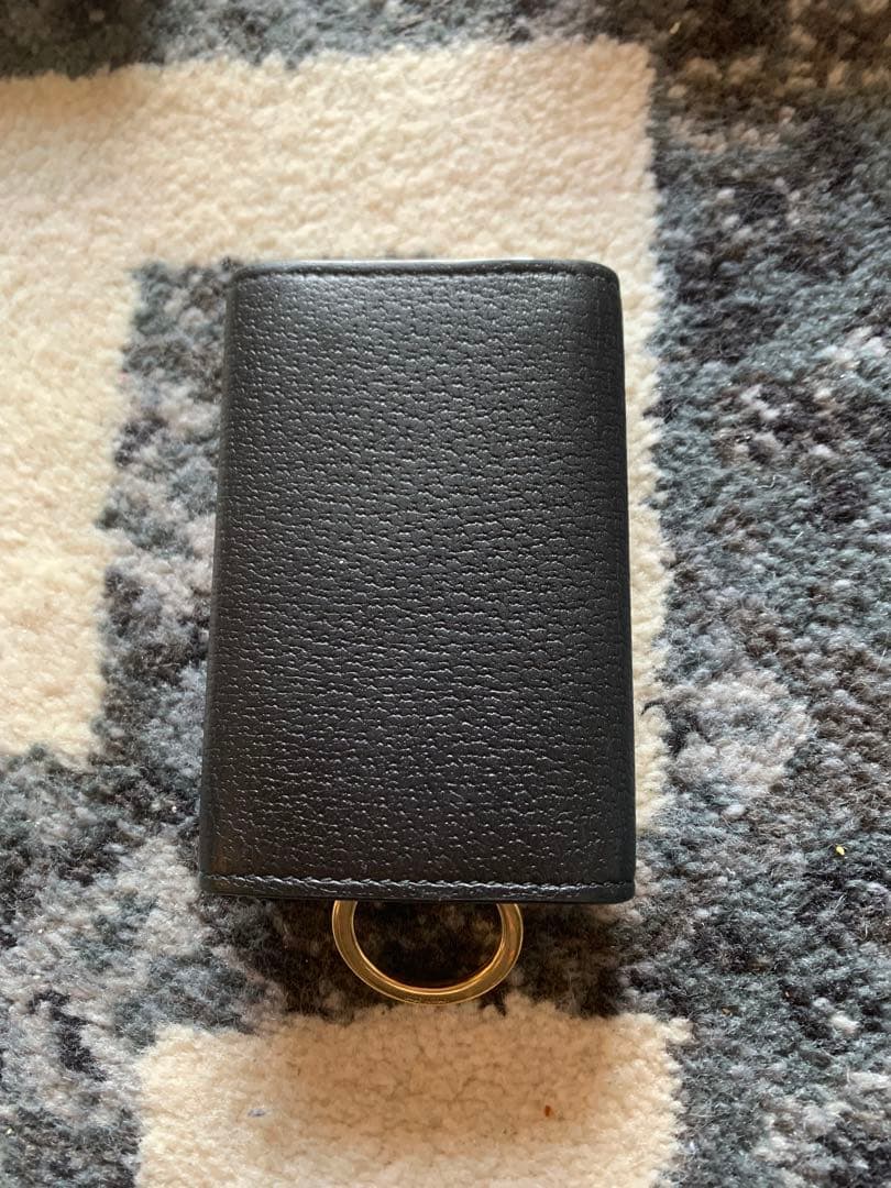 GUCCI ブラックレザーキーケース