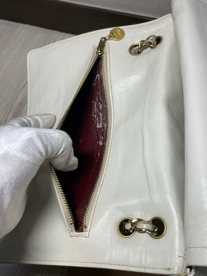 CHANELキルティング　マトラッセ チェーン ショルダーバッグ ラムスキン