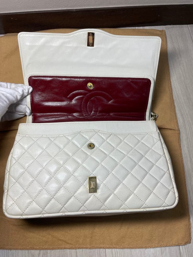 CHANELキルティング　マトラッセ チェーン ショルダーバッグ ラムスキン