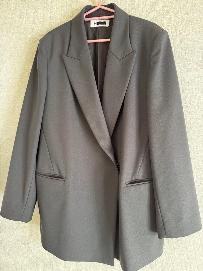 H beauty&youth ジャケット