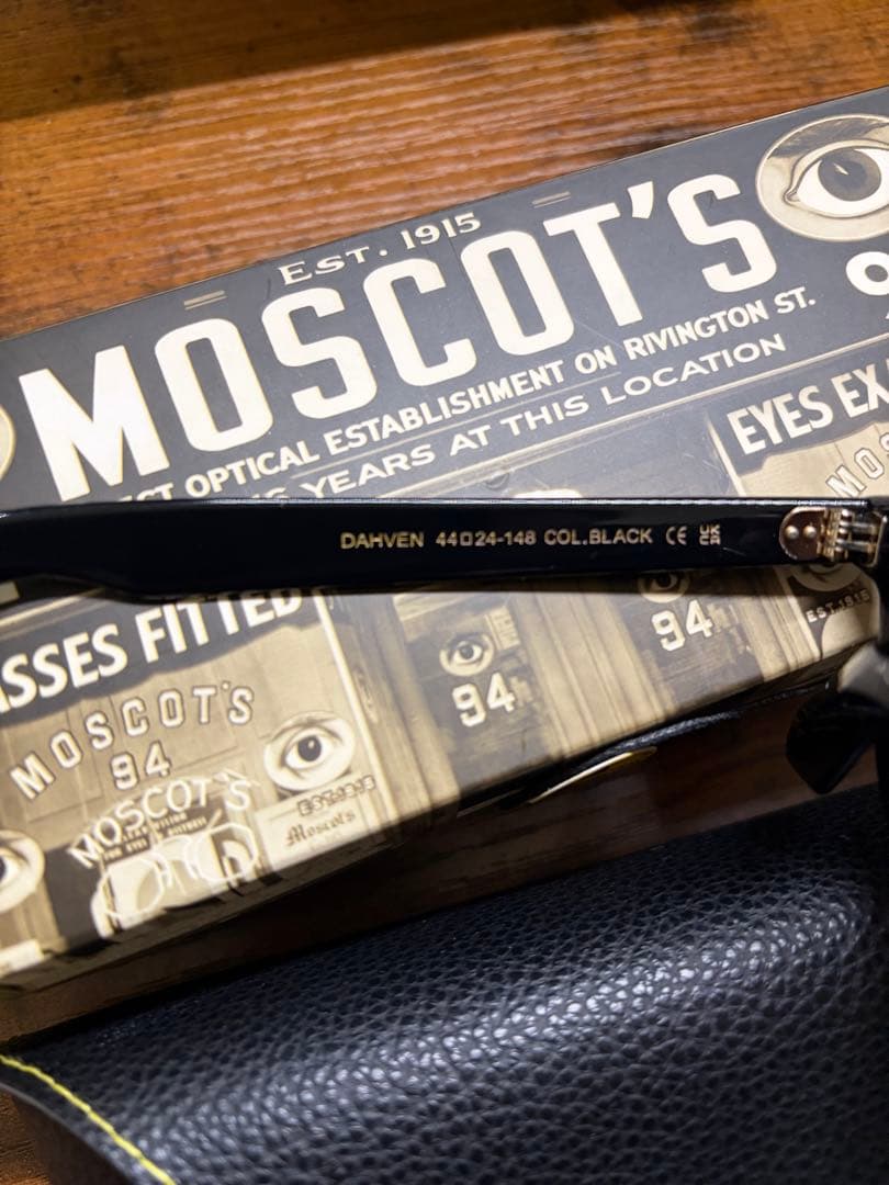 1月4日購入MOSCOT DAHVEN 44 ダーベン 黒