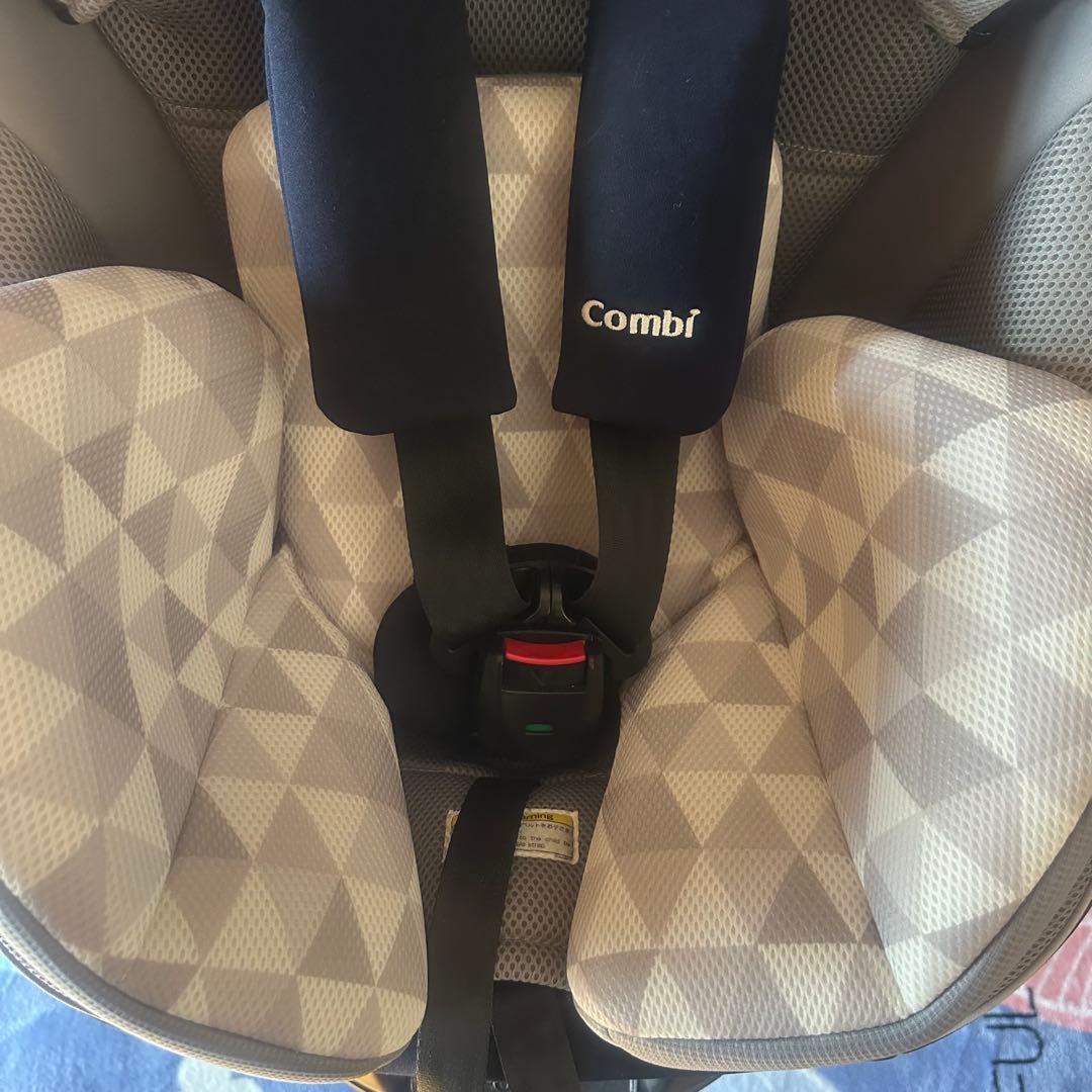 combi チャイルドシート クルムーヴ スマート ISOFIX エッグショック