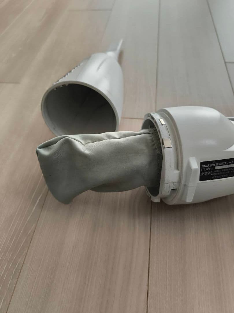 Makita 充電式クリーナー CL141FD 14.4V バッテリー付