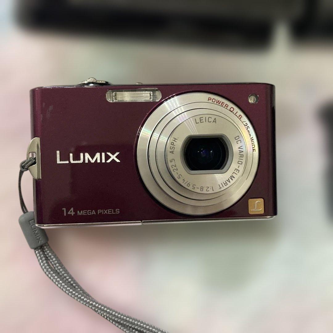 デジタルカメラ　LUMIX DMC-FX66