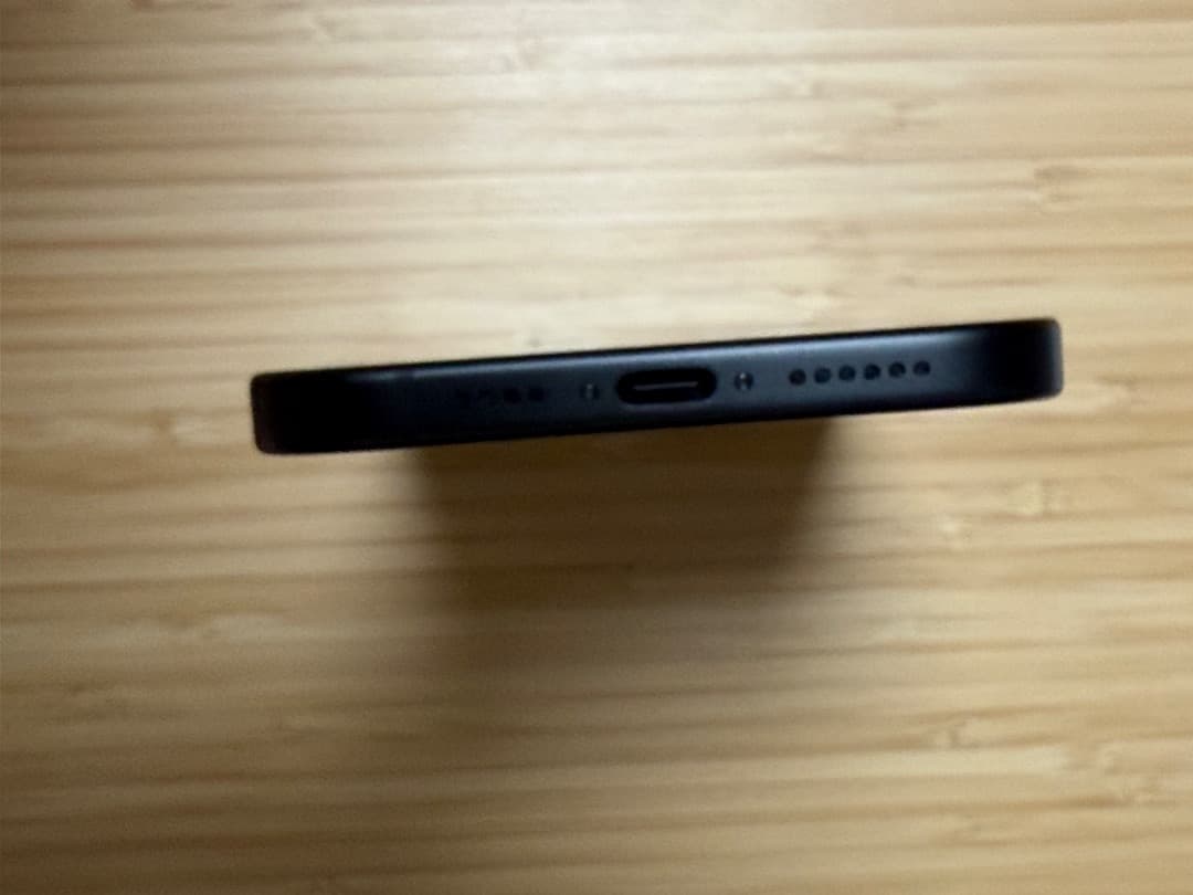 iPhone 15 Plus 128GB（ブラック）本体