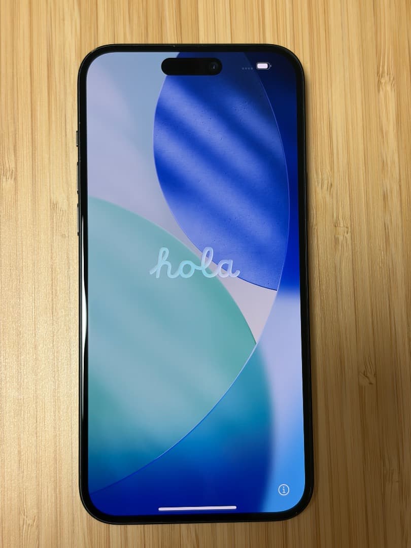 iPhone 15 Plus 128GB（ブラック）本体