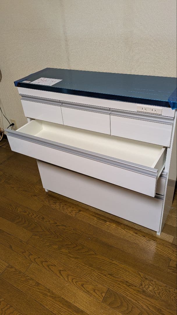 最終値下げ　キッチンカウンター 薄型 天板ステンレス鏡面仕上げ ４段 幅90 白