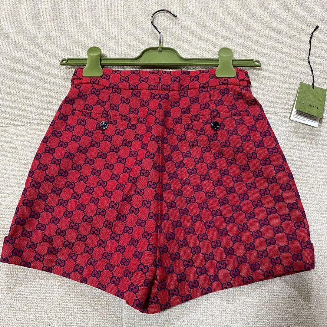 GUCCI GGパターン ショートパンツ 赤