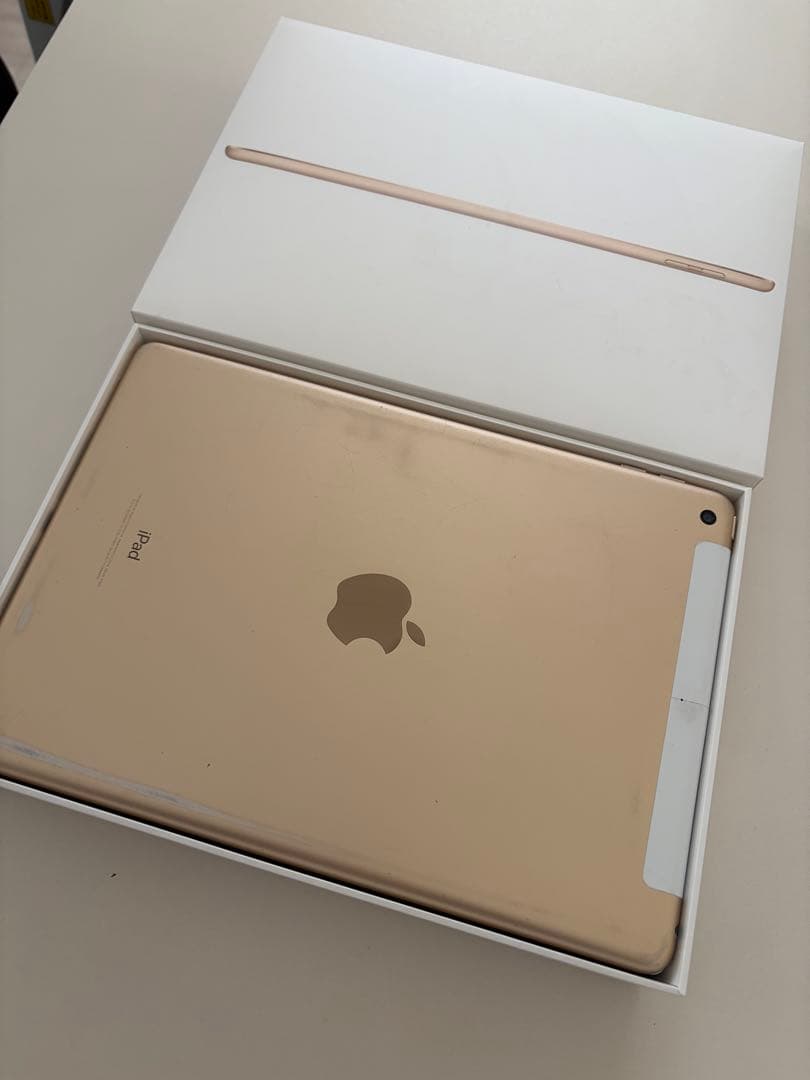 iPad本体 iPad5 32GB