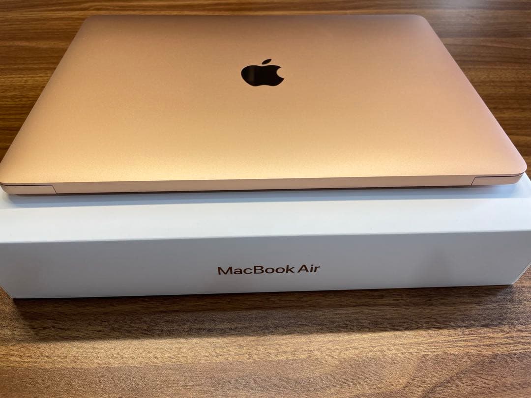 【美品】macbook Air M1 2020 13インチ 8GB/256GB