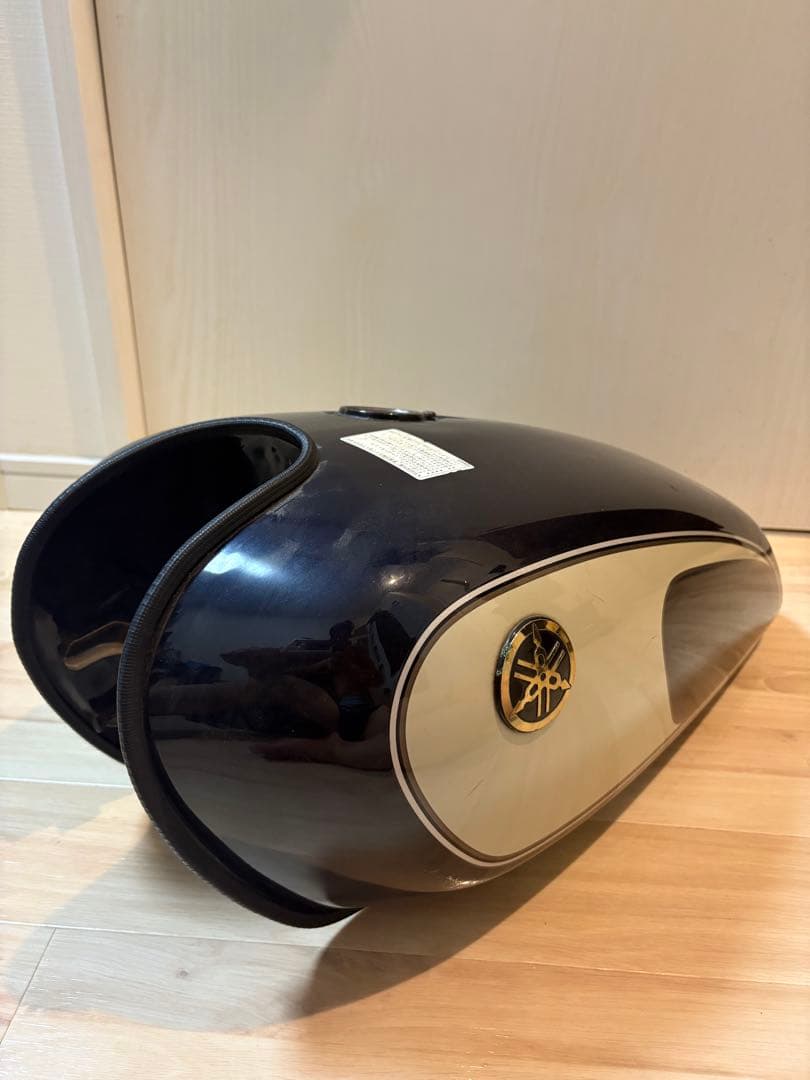 Yamaha タンク ネイビー/シルバー