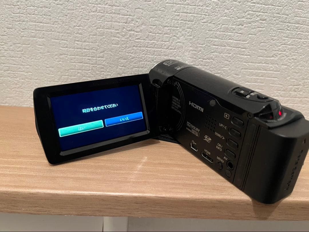 JVC フルHDビデオカメラ　Everio　GZ-E170-B【送料込み】