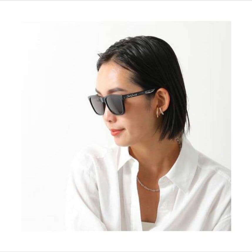 Saint Laurent ウェリントン ロゴサングラス SL318