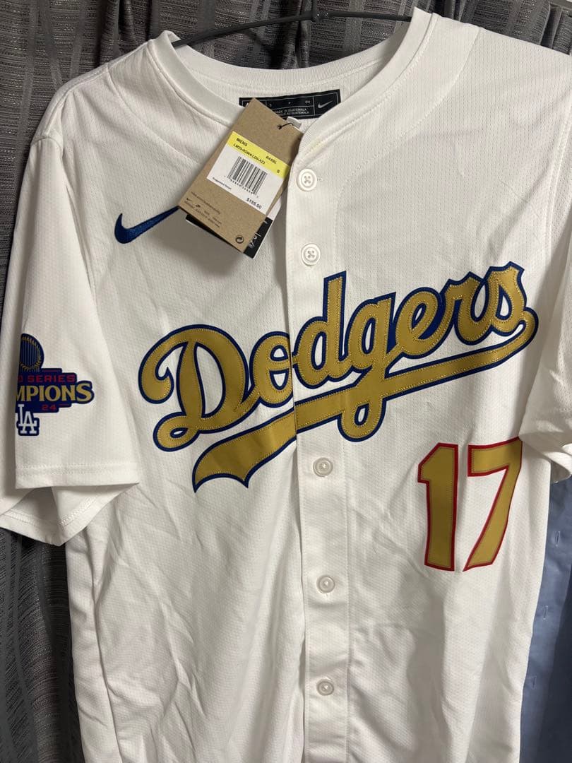 【正規品】大谷翔平選手　ドジャースユニフォーム　ゴールドコレクション　サイズS