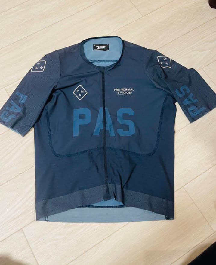ウェア Pas Normal Studios Mechanism Pro Jersey