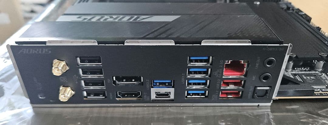 マザーボード GIGABYTE B650M AORUS ELITE AX