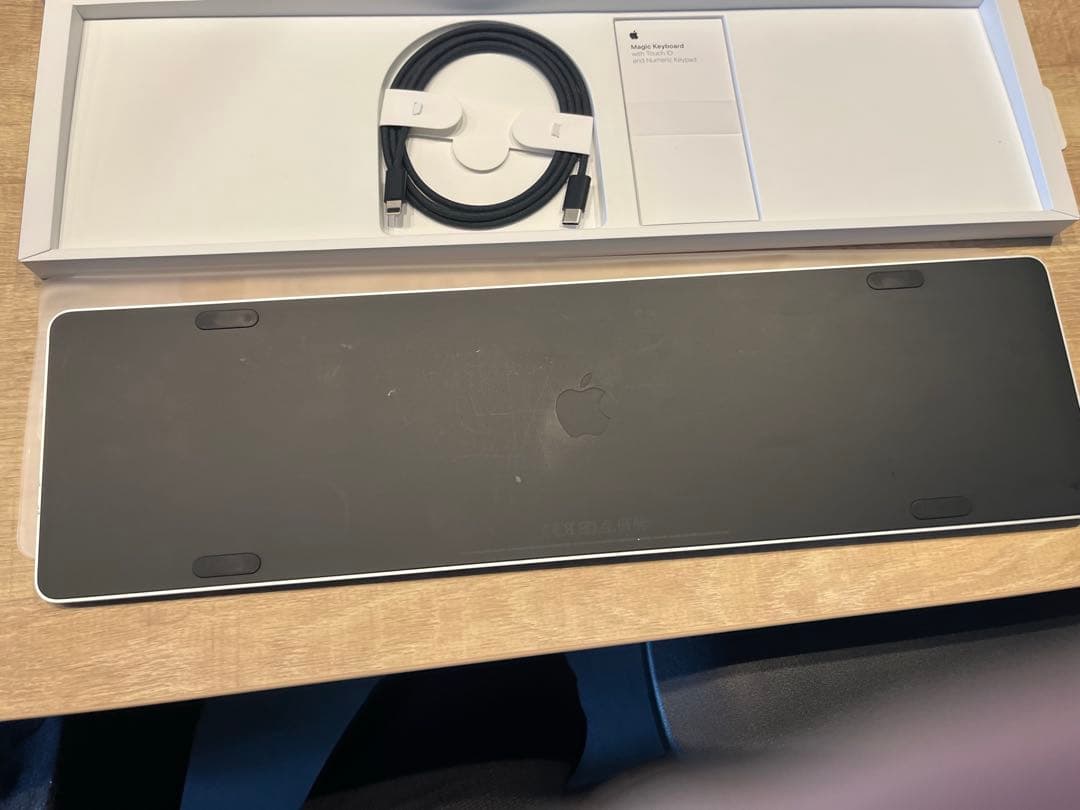 touchID付き　Apple Magic Keyboard 日本語配列 本体