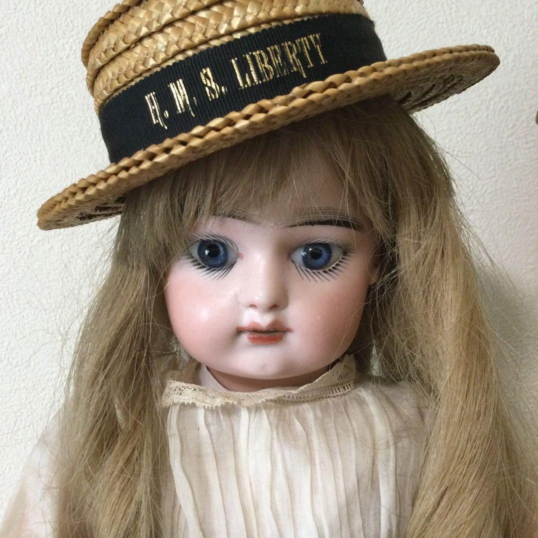 ゴーチェビスクドール　キャビネットサイズの子